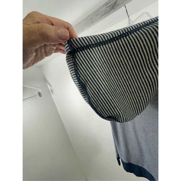 Kuhl Navy Striped Hoodie Size S - Picture 5 of 9